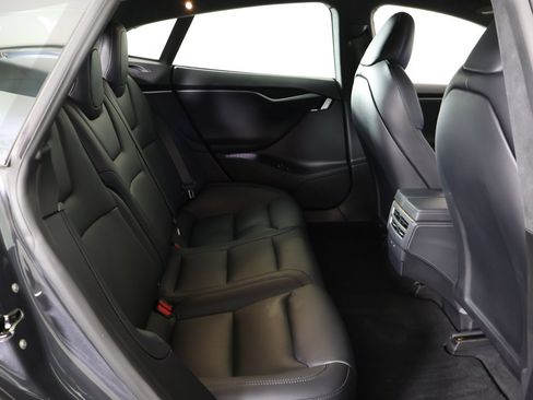 Used 2020 Tesla Model S Long Range image 38