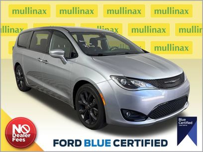Used 2018 Chrysler Pacifica Touring Plus w/ S Appearance Package