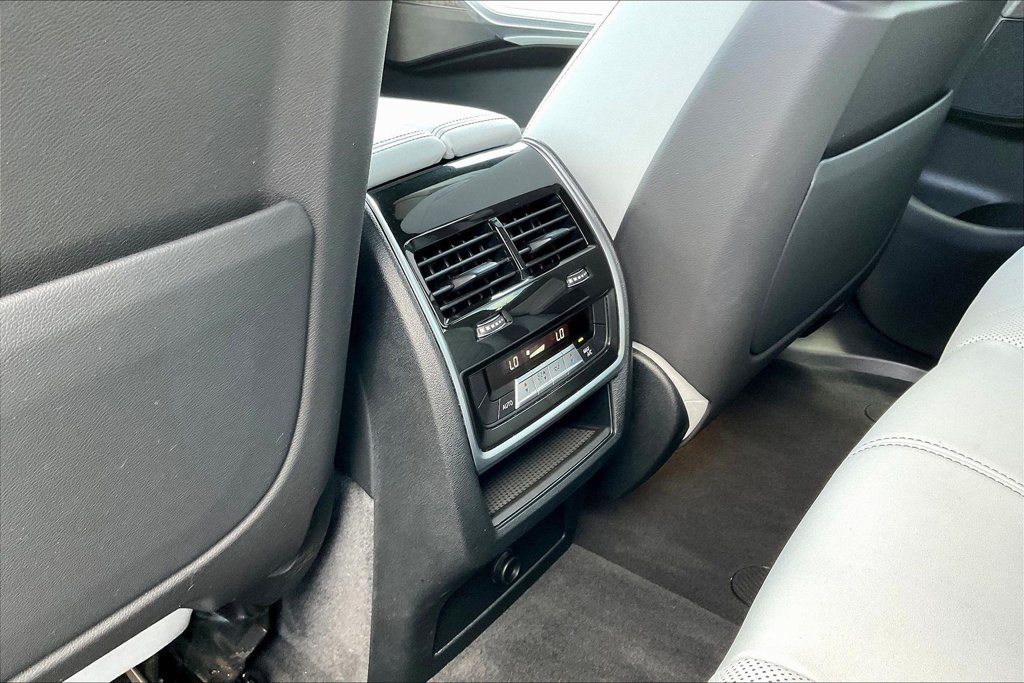 Used 2023 BMW X5 sDrive40i w/ M Sport Package RWD image 7