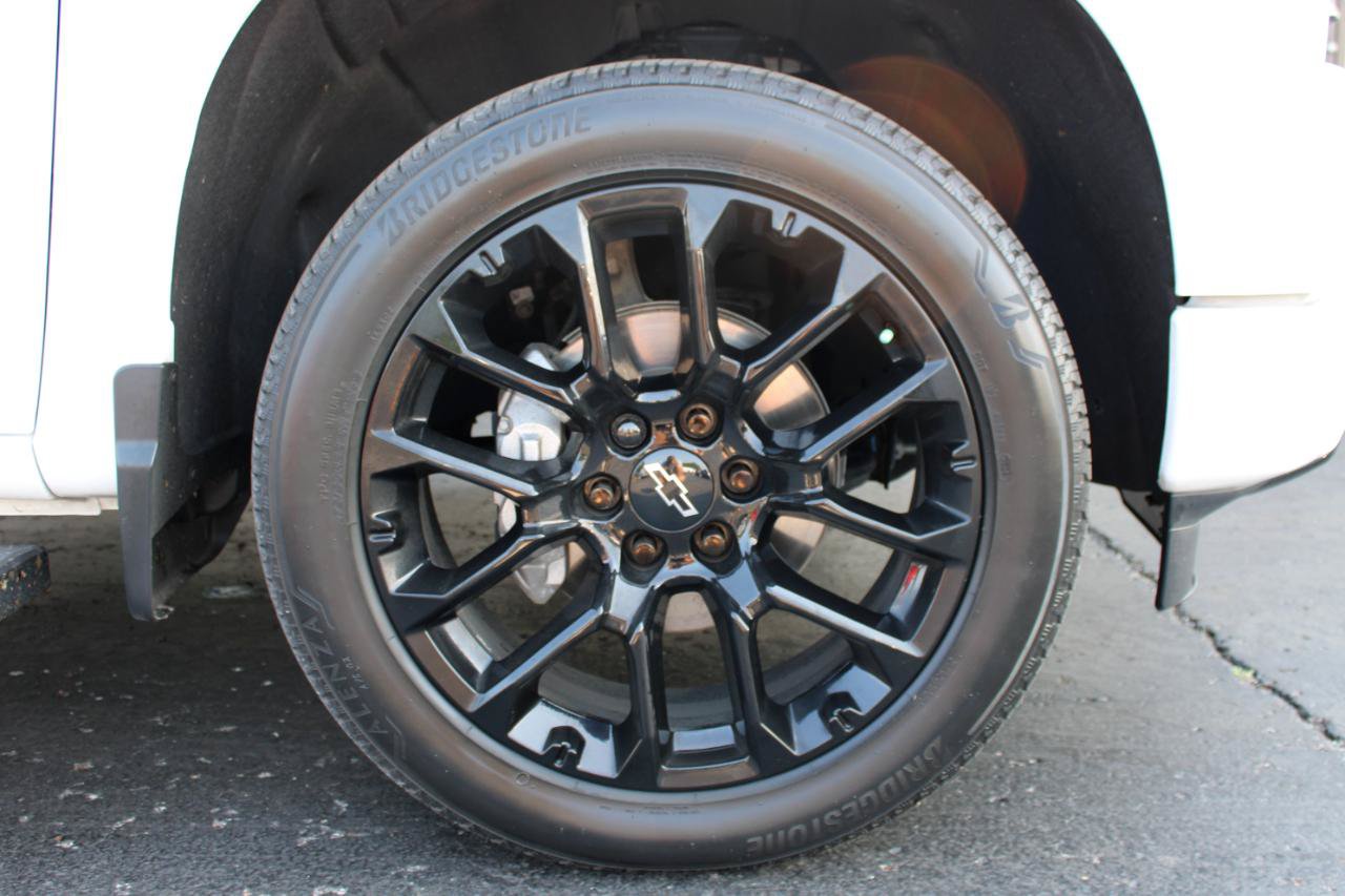 Used 2025 Chevrolet Silverado 1500 RST w/ Convenience Package II AWD/4WD image 50