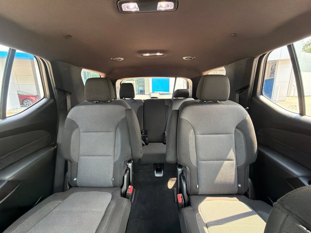 Certified 2023 Chevrolet Traverse LT AWD/4WD image 30