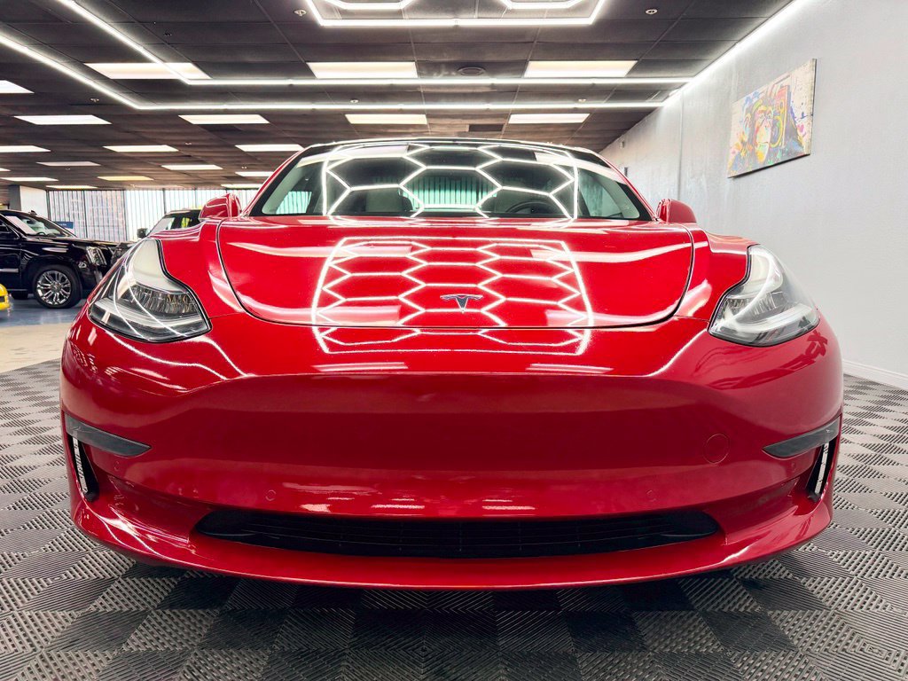 Used 2019 Tesla Model 3 Standard Range RWD image 3