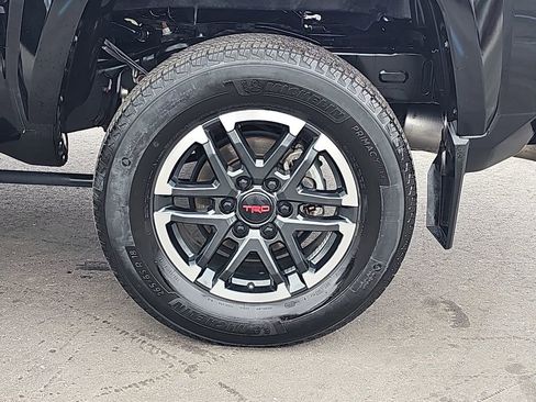 Used 2024 Toyota Tacoma TRD Sport image 35