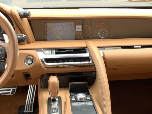 Used 2021 Lexus LC 500 Coupe w/ Performance Package RWD image 31