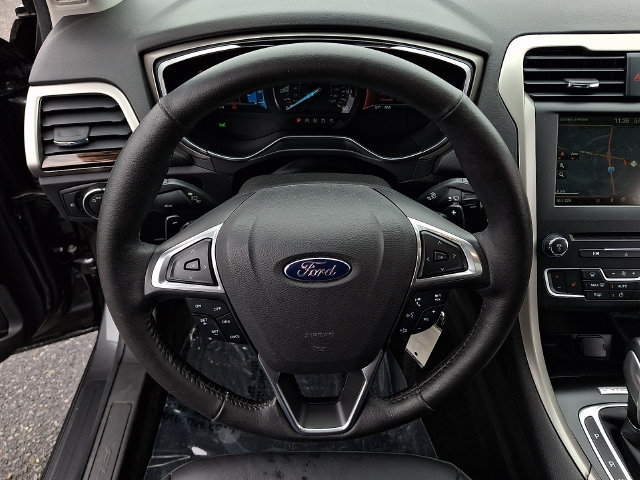 Used 2016 Ford Fusion SE w/ Equipment Group 202A FWD image 20