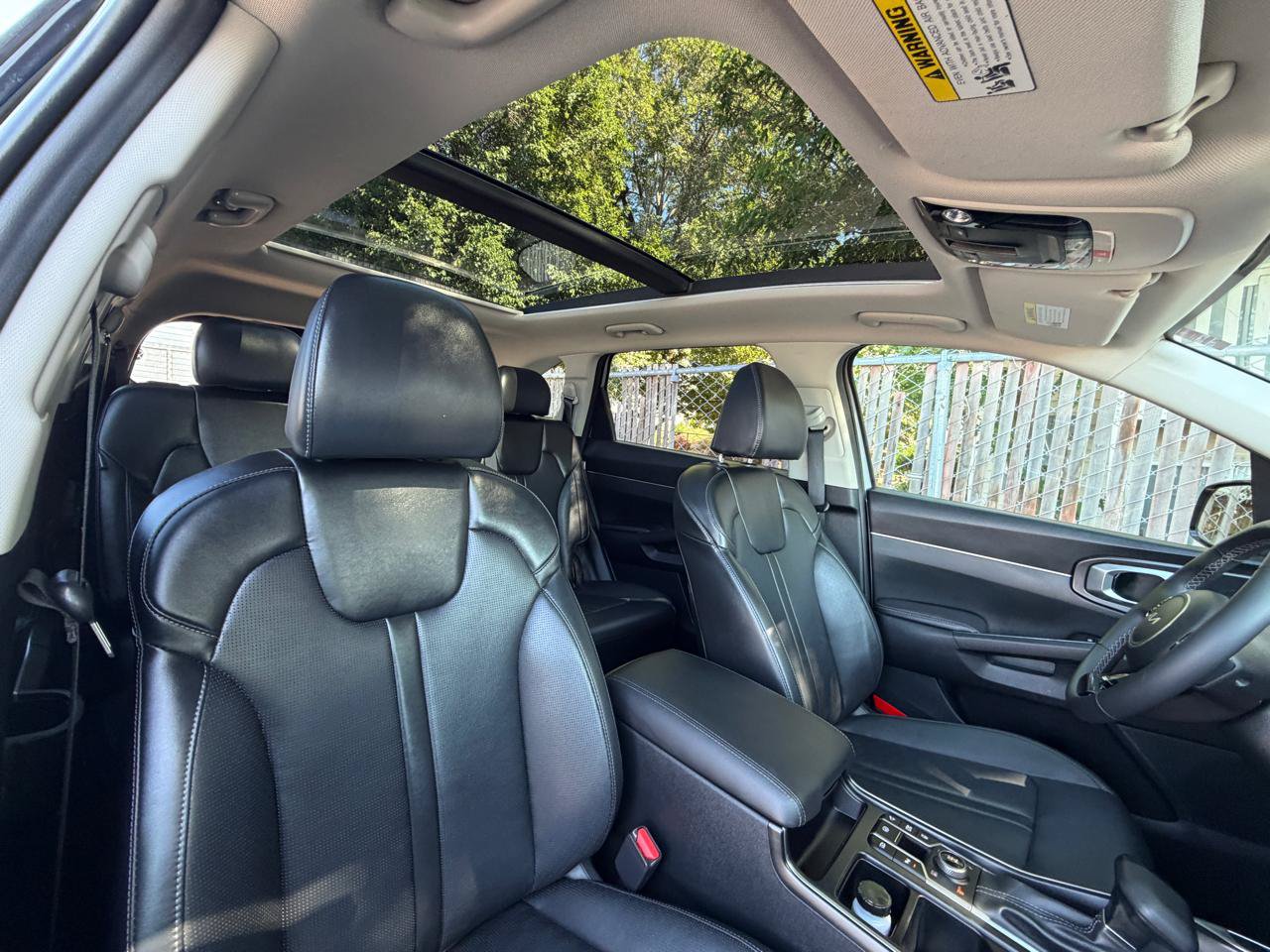 Used 2025 Kia Sorento S w/ Panoramic Sunroof Package AWD/4WD image 24