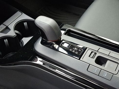 New 2026 Toyota Prius Plug-In Hybrid FWD image 14