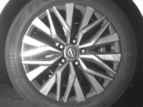 Used 2025 Nissan Altima 2.5 SV FWD image 13
