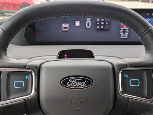 New 2025 Ford Expedition Max Platinum w/ Stealth Performance Package image 32