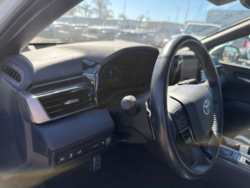 Used 2025 Toyota Camry SE FWD image 13
