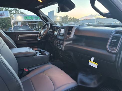New 2024 RAM 5500 Tradesman w/ Safety Group AWD/4WD image 19