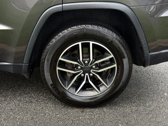 Used 2020 Jeep Grand Cherokee Trailhawk w/ Trailhawk Luxury Group AWD/4WD image 11