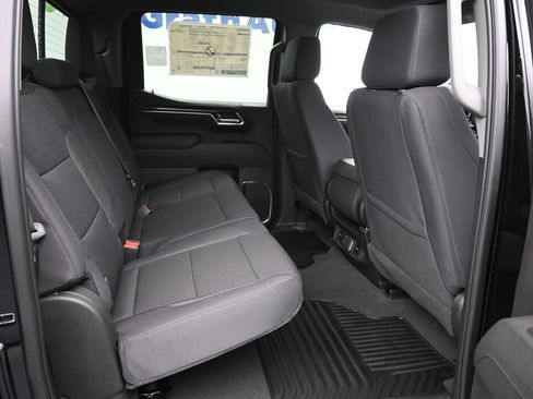New 2025 GMC Sierra 1500 SLE w/ Preferred Package image 9