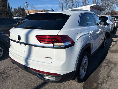 Used 2020 Volkswagen Atlas Cross Sport SEL image 6