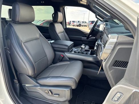 New 2025 Ford F150 Lariat w/ Equipment Group 501A Mid image 14