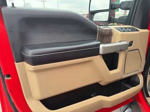 Used 2017 Ford F350 Lariat w/ Lariat Value Package image 15