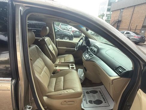 Used 2010 Honda Odyssey EX-L image 24