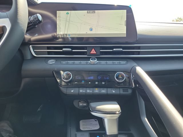 New 2026 Hyundai Elantra Limited FWD image 14