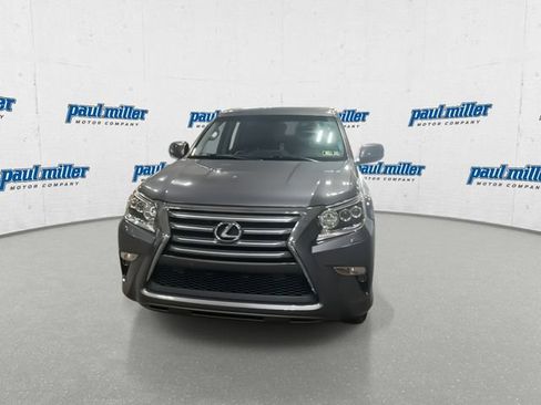 Used 2016 Lexus GX 460 w/ Premium Package AWD/4WD image 3