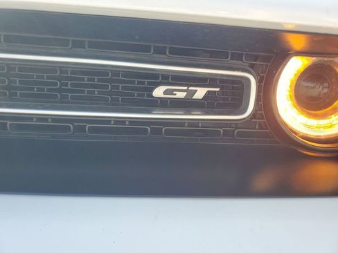 Used 2022 Dodge Challenger GT image 40