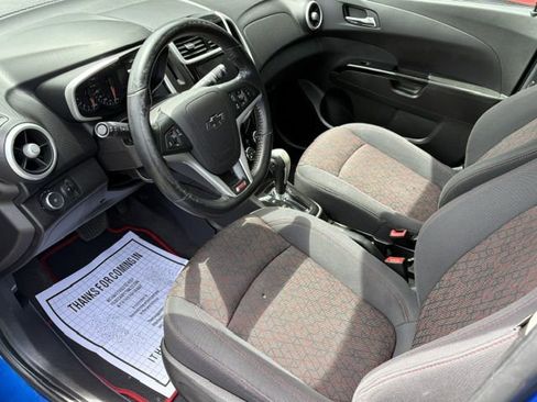 Used 2020 Chevrolet Sonic LT w/ Convenience Package FWD image 12