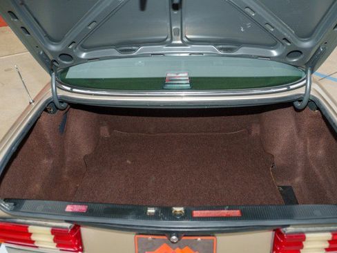 Used 1986 Mercedes-Benz 420 SEL image 32