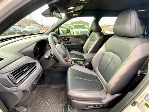 Used 2025 Subaru Forester Sport image 21