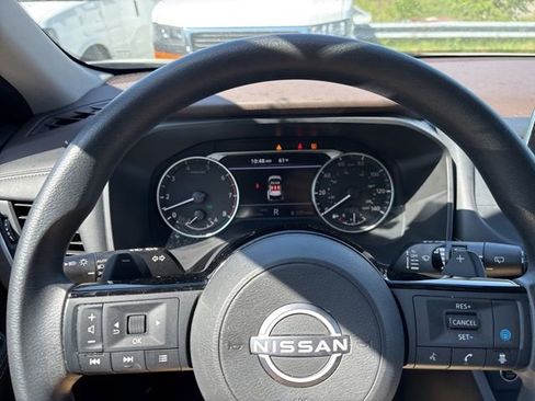 Certified 2023 Nissan Rogue SV AWD/4WD image 20