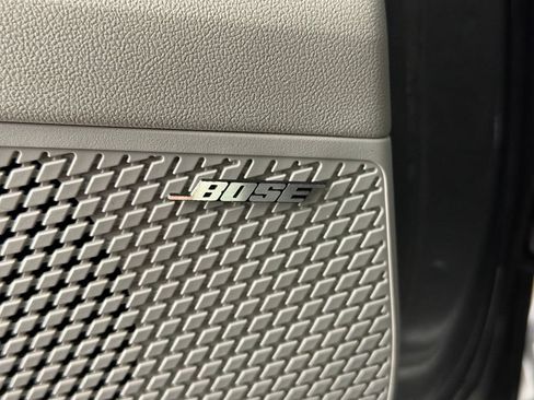 Used 2024 Hyundai Elantra Limited FWD image 18