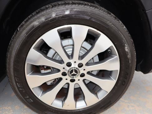 Used 2019 Mercedes-Benz GLS 450 4MATIC image 10