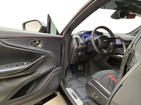 Used 2023 Aston Martin DBX 707 image 16