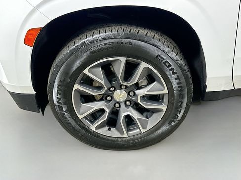 Used 2021 Chevrolet Suburban LT w/ Max Trailering Package RWD image 8