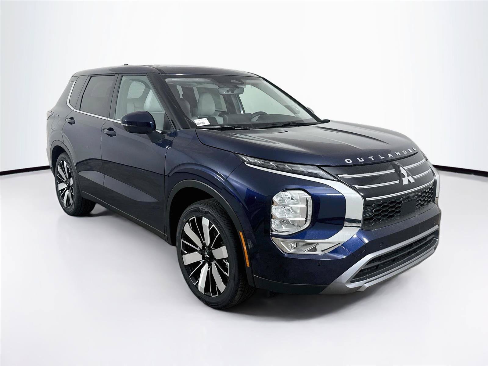 New 2026 Mitsubishi Outlander SE FWD image 27