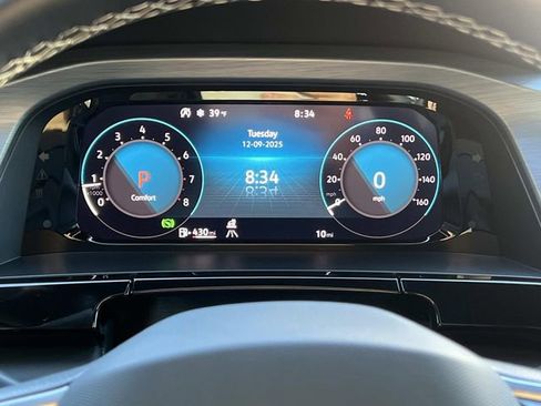 New 2026 Volkswagen Atlas Cross Sport SE FWD image 17