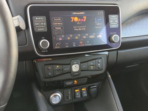 Used 2025 Nissan Leaf SV Plus image 11