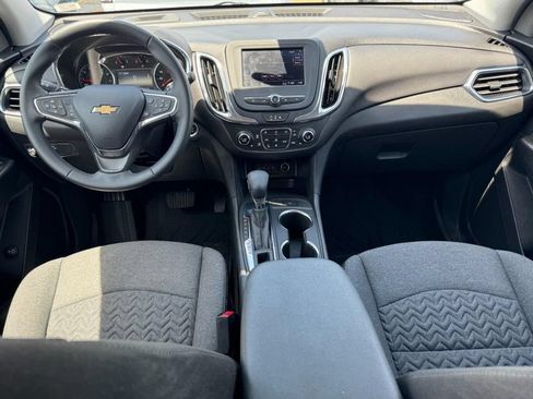 Used 2024 Chevrolet Equinox LT w/ LPO, Floor Liner Package FWD image 11