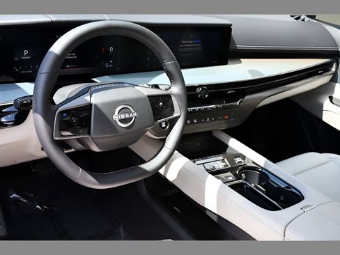 Used 2025 Nissan Murano SL AWD/4WD image 13