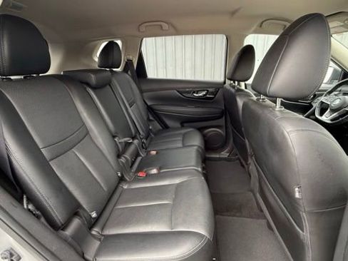 Used 2017 Nissan Rogue SL AWD/4WD image 31