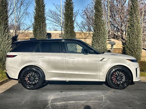 New 2026 Land Rover Range Rover Sport image 6