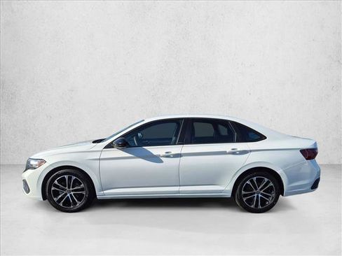 Used 2023 Volkswagen Jetta Sport FWD image 9