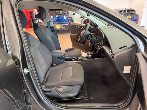 Used 2026 Kia Niro LX FWD image 35