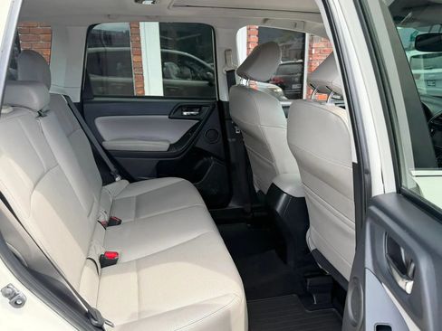 Used 2015 Subaru Forester 2.5i Limited w/ Popular Package #2 AWD/4WD image 16