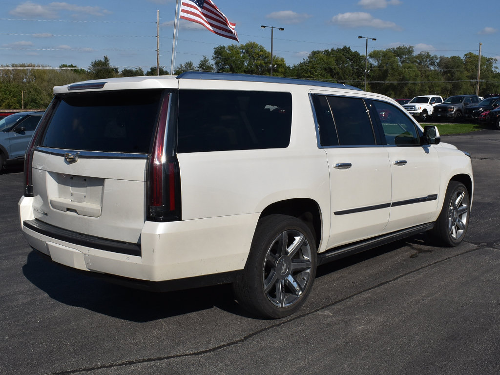Used 2015 Cadillac Escalade ESV Premium AWD/4WD image 4