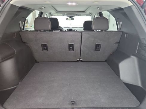 Used 2021 Chevrolet Equinox LT FWD image 36