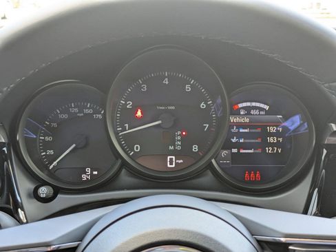 New 2026 Porsche Macan image 16