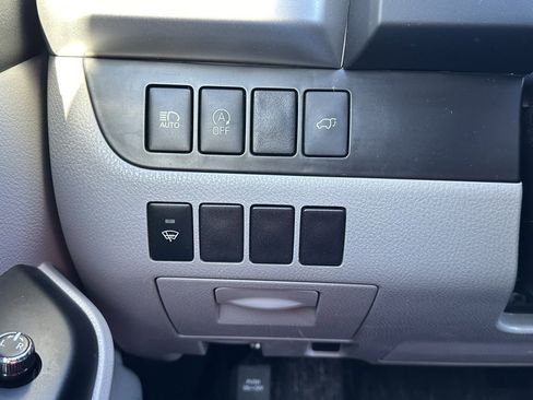 Used 2018 Toyota Highlander XLE image 37