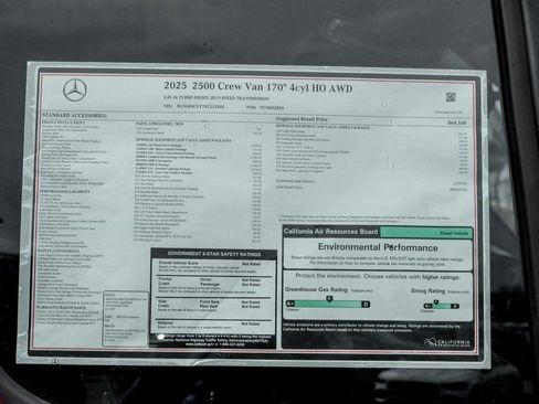Used 2025 Mercedes-Benz Sprinter 2500 image 27