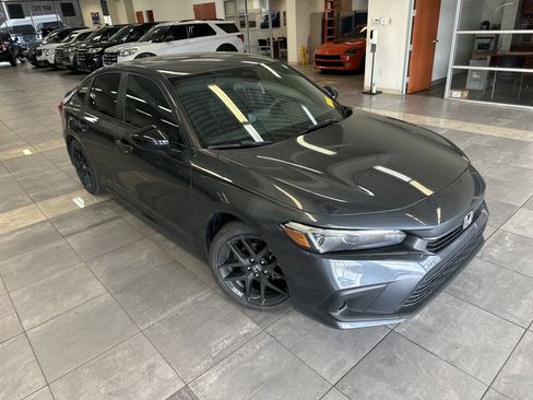 Used 2024 Honda Civic Sport image 8