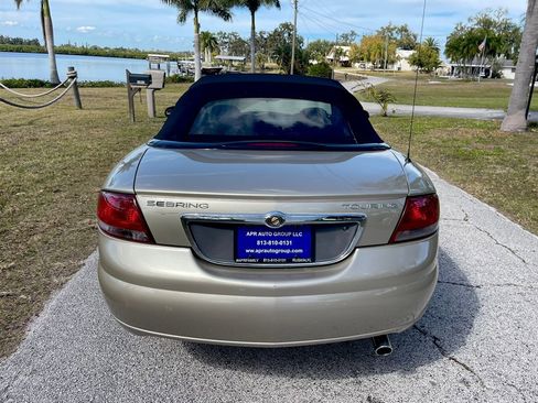 Used 2006 Chrysler Sebring Touring image 13
