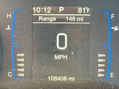 Used 2017 Chrysler Pacifica Touring-L FWD image 9